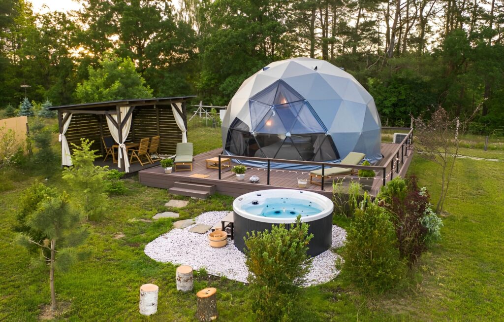 GLAMP 35  Ø6.7m ▪︎ 35m² | HELÅRS